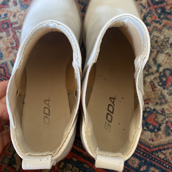 Bone Booties - Picture 4 of 7